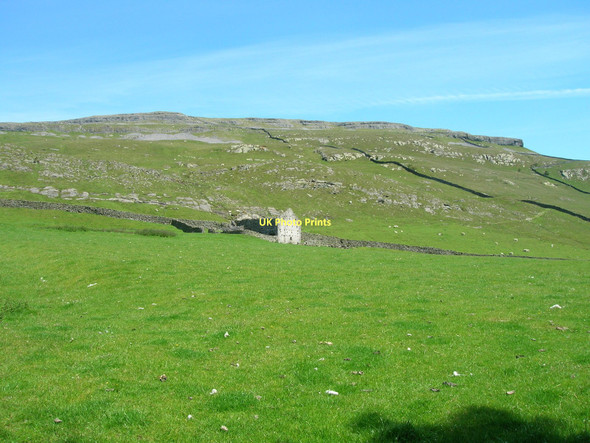 Photo 6"x4" Farmland and Moughton Nab Foredale c2011