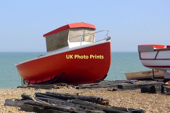 Photo 6"x4" Red Boat on the Beach, Deal Deal c2011