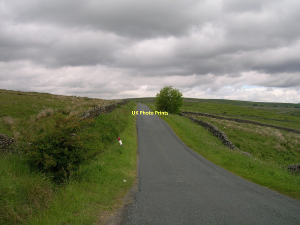 Photo 6"x4" New road heading north Skyreholme c2011