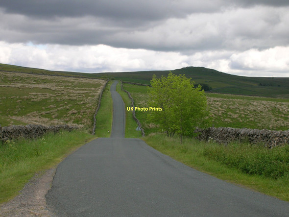 Photo 6"x4" New Road towards the B6265 Skyreholme c2011