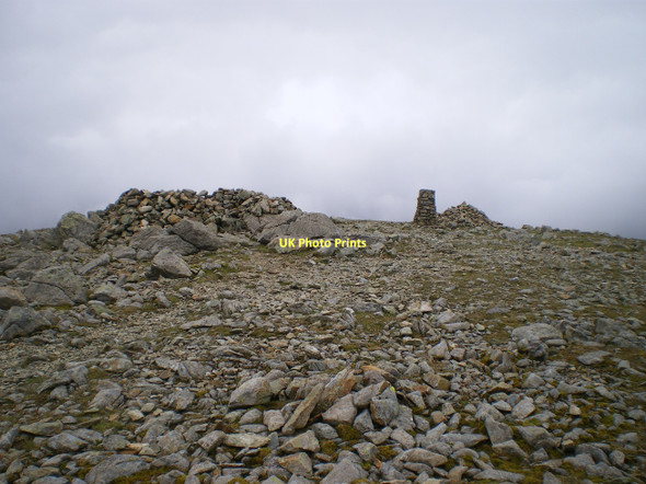 Photo 6"x4" Summit paraphernalia on Pillar hill Gatesgarth\/NY1915 c2011