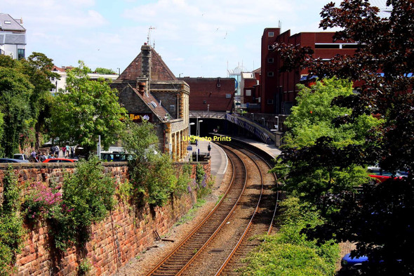 Photo 6"x4" Clifton Down Station Cotham\/ST5874 c2011