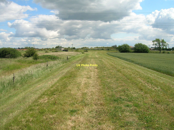 Photo 6"x4" Track towards Kellingley Farm (footpath) Knottingley c2011