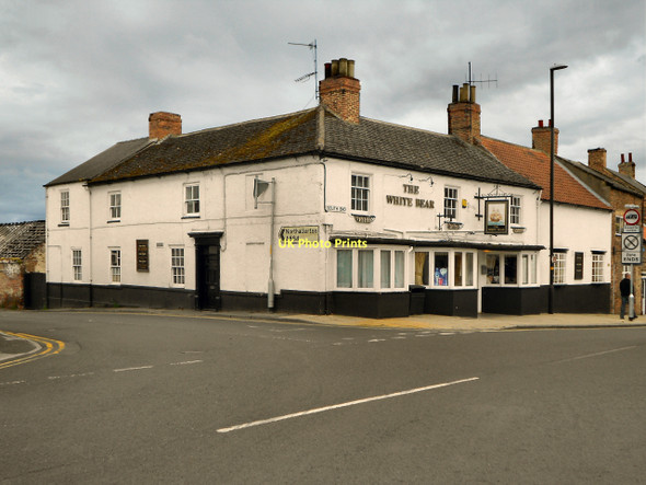 Photo 6"x4" The White Bear, Bedale Bedale c2011