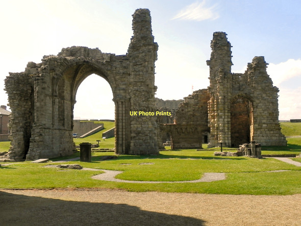 Photo 6"x4" Tynemouth Priory Remains Tynemouth c2011