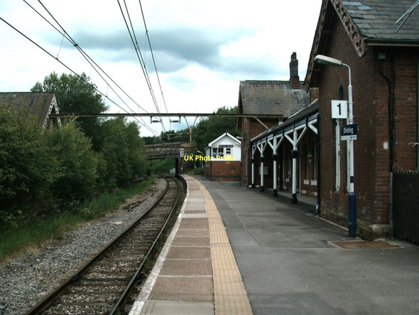 Photo 6"x4" Dinting signal box at Dinting station Glossop c2011