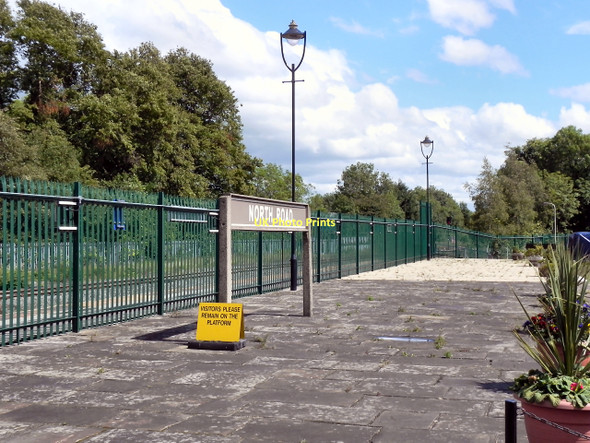 Photo 6"x4" North Road Station Platform Darlington c2011