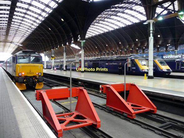 Photo 6"x4" Buffers, Paddington Station, London Paddington\/TQ2681 c2011