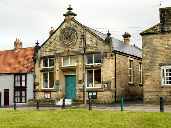 Photo 6"x4" The Scarth Memorial Hall, Staindrop Staindrop c2011