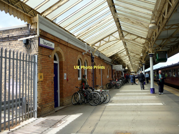 Photo 6"x4" Taunton Station, Somerset Taunton\/ST2324 c2011
