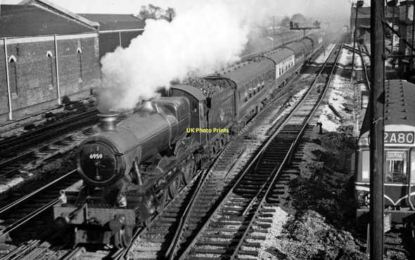 Photo 6"x4" Down express approaching Southall Southall c1961