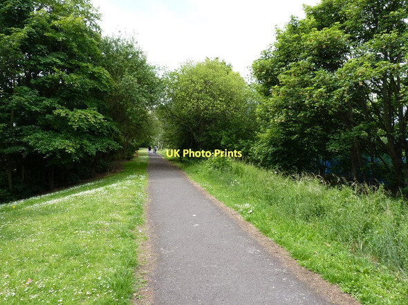 Photo 6"x4" The former railway through Willenhall Willenhall\/SO9698 c2011