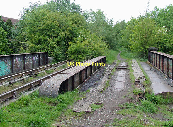 Photo 6"x4" Disused railway north of Bucknall, Stoke-on-Trent Abbey Hulton c2011