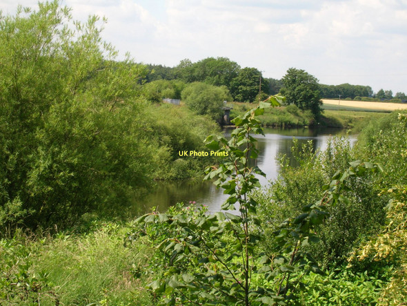 Photo 6"x4" River Ouse at Beningbrough Beningbrough c2011
