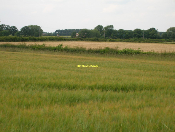 Photo 6"x4" Farmland, The Lund Alne Station c2011