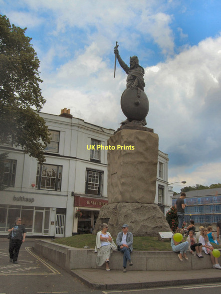 Photo 6"x4" Statue of King Alfred the Great Winchester c2011
