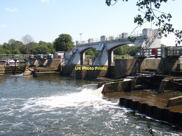 Photo 6"x4" Teddington Lock Teddington\/TQ1670 c2011 P1