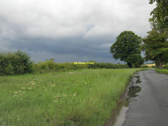 Photo 6"x4" Storm clouds over Castle Howard Malton\/SE7871 c2011