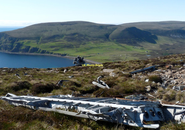 Photo 6"x4" Aircraft crash site, Mel Fea, Hoy, Orkney Rackwick\/ND2099 c2011
