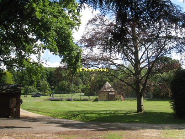 Photo 6"x4" The grounds of  Buckland Manor Buckland\/SP0836 c2011