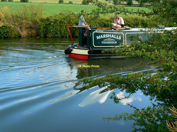 Photo 6"x4" A narrowboat on the Thames and near Kelmscott Buscot c2011