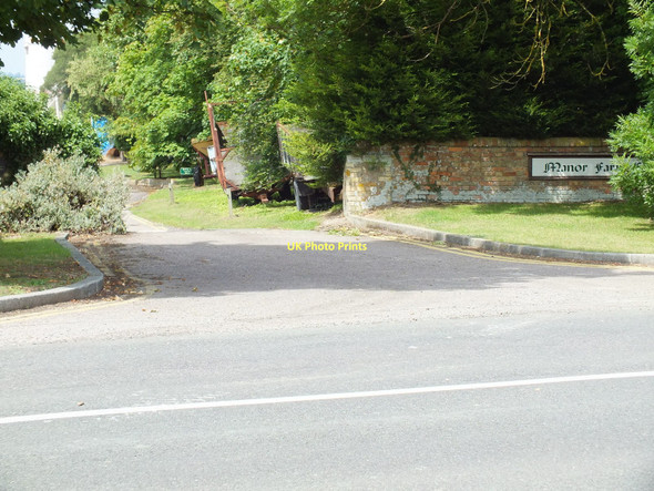 Photo 6"x4" Manor Farm Entrance, Higham Gobion, Bedfordshire Higham Gobion c2011