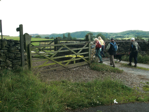 Photo 6"x4" Cattlegrid and signpost for entry to Sturdy's Farm Beck Side\/SD3780 c2011