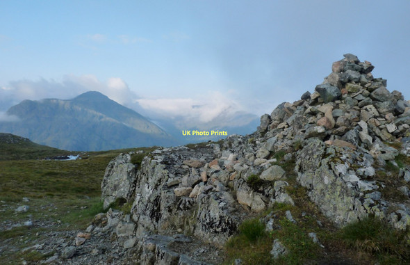 Photo 6"x4" Stob Mhic Mhartuin summit cairn Stob Mhic Mhartuin c2011