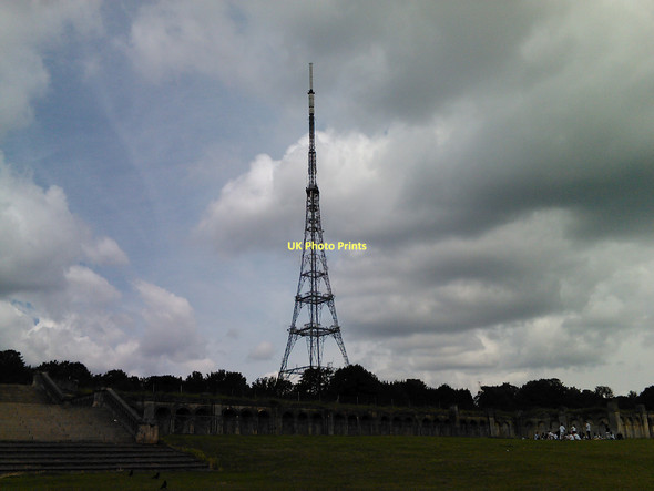 Photo 6"x4" The TV transmission mast Penge c2011