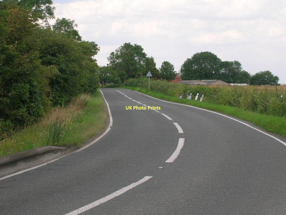 Photo 6"x4" College Road towards Thornton Abbey South End\/TA1120 c2011