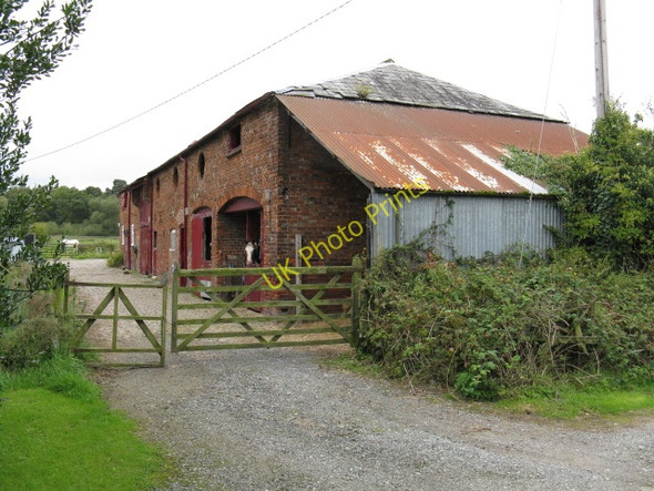 Photo 6"x4" Stables, Parkside Farm New Mills\/SJ7781 c2009