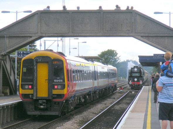 Photo 6"x4" The Blackmore Vale Express Gillingham\/ST8026 c2011