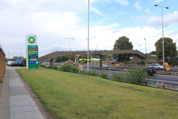 Photo 6"x4" Toddington Services bridge over M1 Upper Sundon c2011