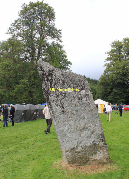 Photo 6"x4" Standing Stone Inveraray c2011