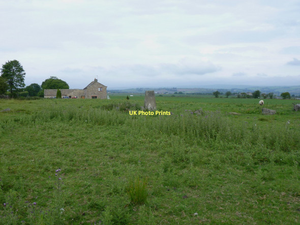 Photo 6"x4" Stone Beds trig and Turpin Lair Darley\/SE2059 c2011