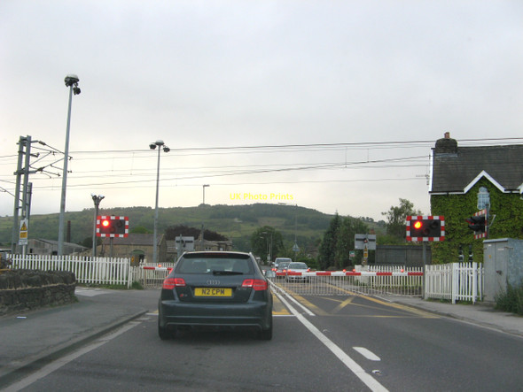 Photo 6"x4" Kildwick Level Crossing Junction c2011