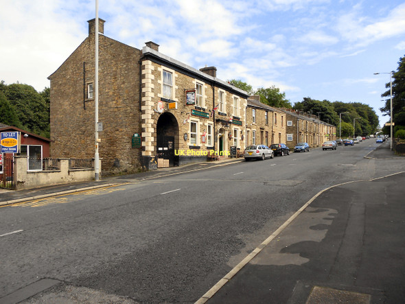 Photo 6"x4" Cemetery Hotel Darwen c2011