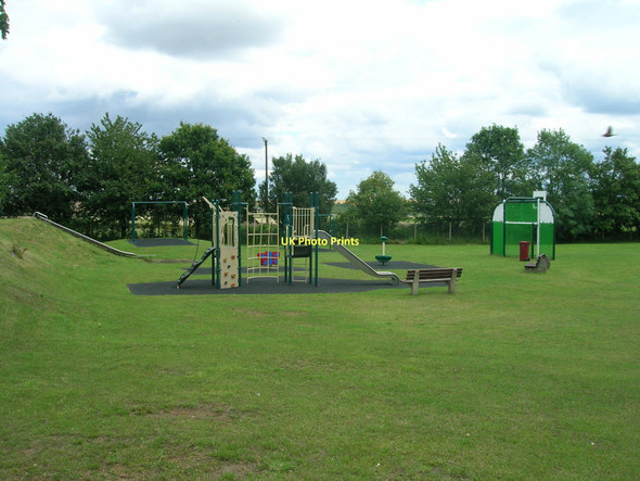 Photo 6"x4" Playground, Thealby Thealby c2011