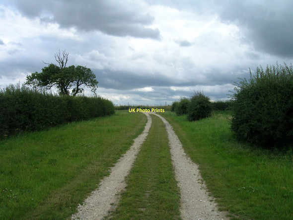 Photo 6"x4" Farm track off the A1077 Horkstow Wolds c2011