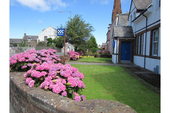 Photo 6"x4" Police Station Girvan c2011