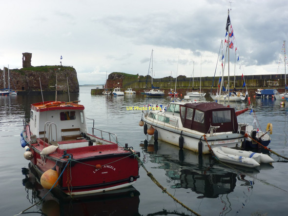 Photo 6"x4" Dunbar Lifeboat Day 2011 : Lady Angela and Daddy-D-Cool at Victoria Harbour Dunbar c2011