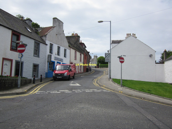Photo 6"x4" High Street Stranraer c2011