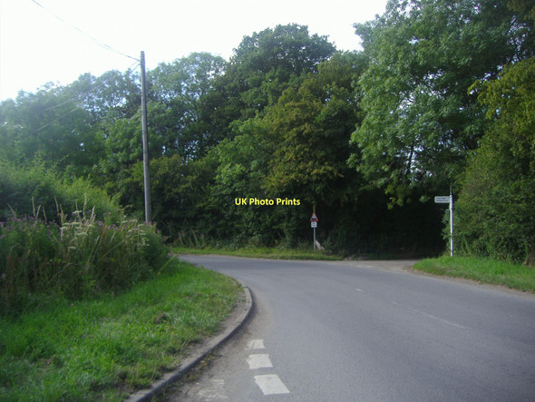 Photo 6"x4" Junction of road from Waterperry village Waterperry\/SP6206 c2011