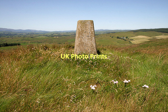 Photo 6"x4" The triangulation pillar on Barend Hill Parton\/NX6970 c2011