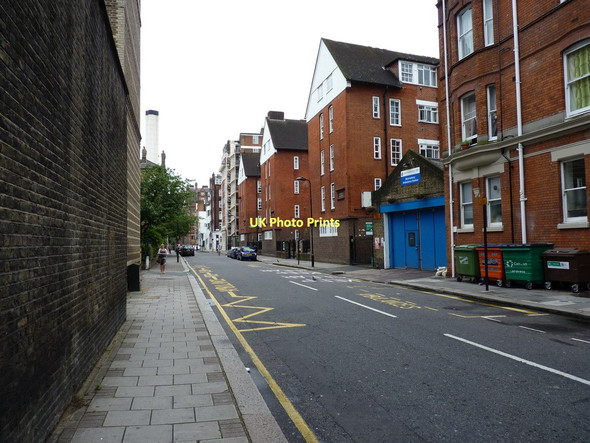 Photo 6"x4" Bloomsbury Ambulance Station London c2011