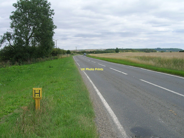 Photo 6"x4" A1084 towards Grimsby Brigg c2011