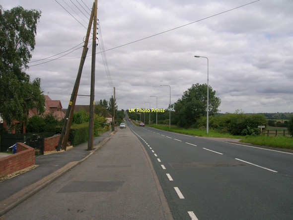 Photo 6"x4" Melton Road (A18) heading out of  Wrawby Brigg c2011