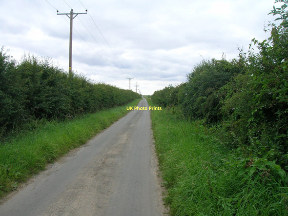 Photo 6"x4" Wold Road towards Worlaby Bonby c2011