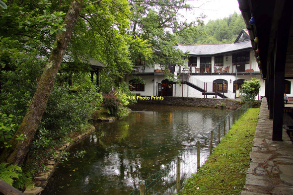 Photo 6"x4" The pond at Trago Mills Middle Taphouse c2011