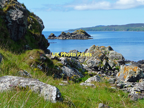 Photo 6"x4" Sgeirean Dubha from south of Loch Laphroaig Laphroaig c2011
